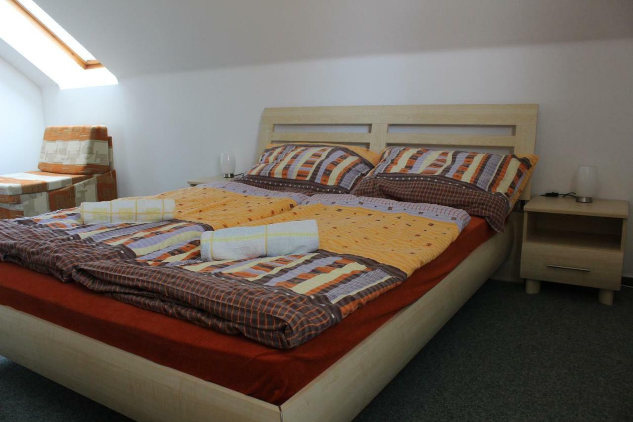 Apartman V Podskali Hluboká nad Vltavou 外观 照片
